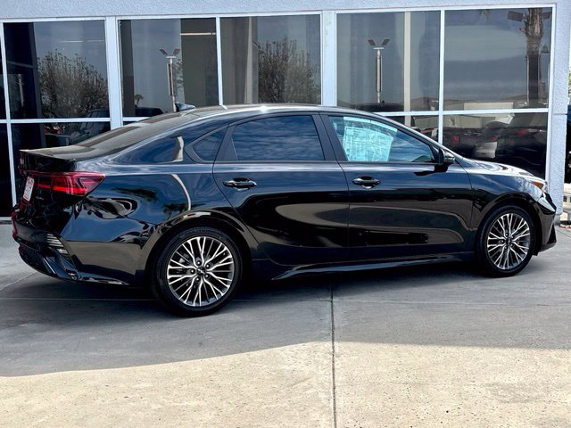Used 2023 Kia Forte GT-Line FWD image 3