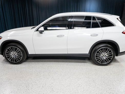 New 2026 Mercedes-Benz GLC 300 image 8