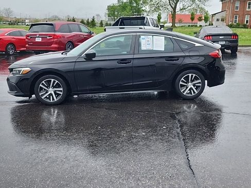 Used 2023 Honda Civic LX image 4