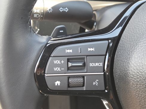 Used 2025 Honda Civic Sport image 30