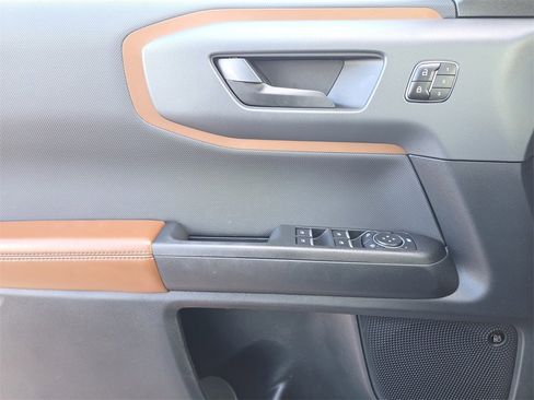 Used 2023 Ford Bronco Sport Outer Banks w/ Tech Package image 17