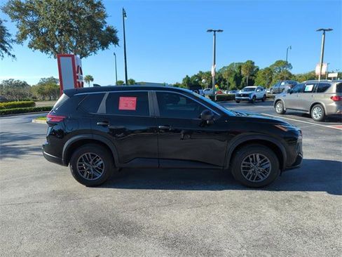 Certified 2025 Nissan Rogue S image 3