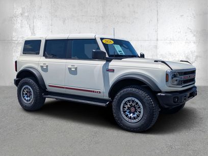 New 2026 Ford Bronco Outer Banks w/ Sasquatch Package