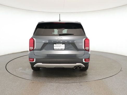 Used 2022 Hyundai Palisade SEL image 4