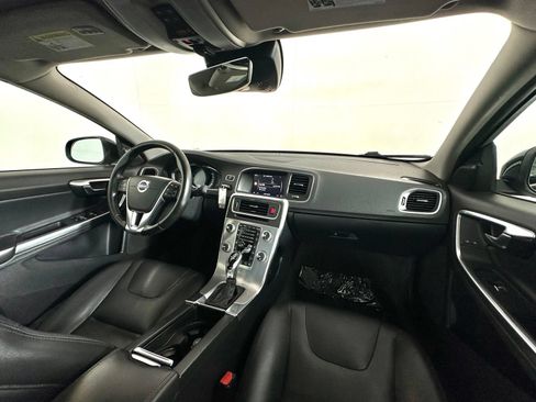Used 2018 Volvo S60 T5 Inscription AWD/4WD image 2