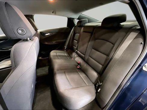 Used 2021 Chevrolet Malibu LT FWD image 26