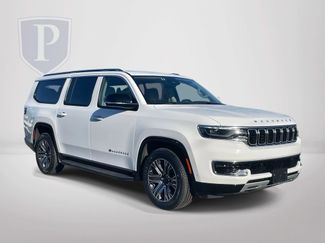 Certified 2024 Jeep Wagoneer L Series II w/ Flexible Seating Group AWD/4WD video 1