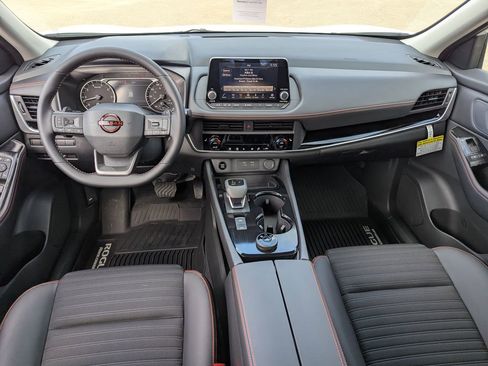 New 2026 Nissan Rogue SV image 39