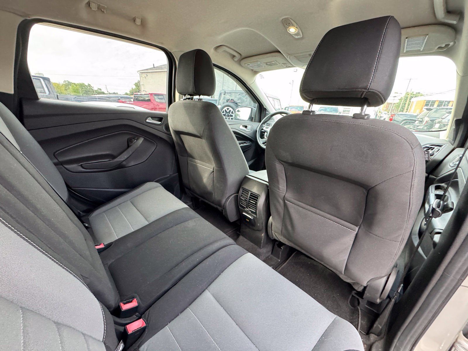 Used 2014 Ford Escape SE w/ Equipment Group 201A FWD image 30