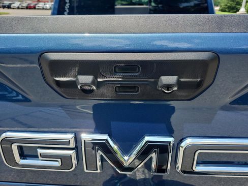 Certified 2025 GMC Sierra 1500 Denali Ultimate AWD/4WD image 13