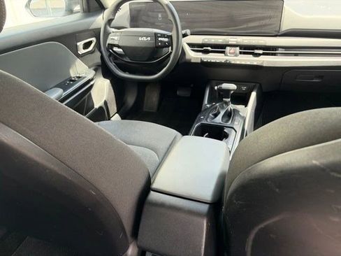 Used 2025 Kia K4 FWD image 34