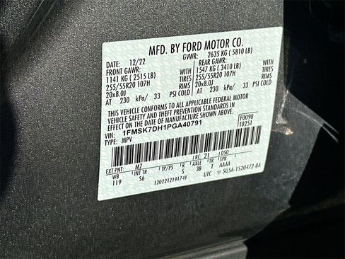 Used 2023 Ford Explorer XLT w/ Equipment Group 202A image 27