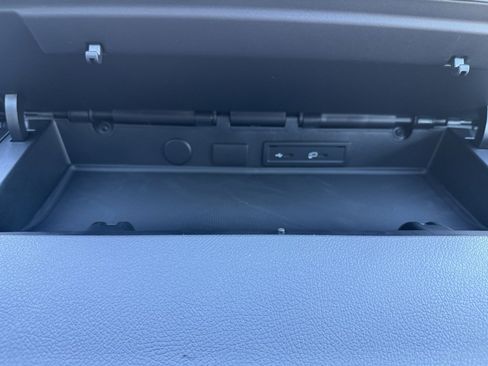 Used 2024 Mercedes-Benz Sprinter 144 Cargo image 26