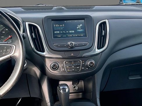 Certified 2018 Chevrolet Equinox LT FWD image 5