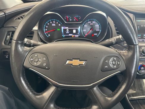 Used 2017 Chevrolet Impala Premier w/ Enhanced Convenience Package FWD image 33