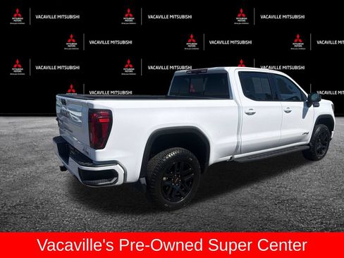 Used 2024 GMC Sierra 1500 AT4 w/ Technology Package AWD/4WD image 5