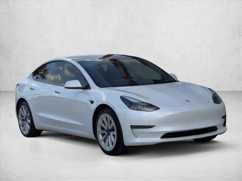 Used 2023 Tesla Model 3 Long Range image 7