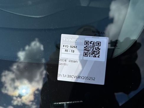 Used 2024 Nissan Sentra SV image 28