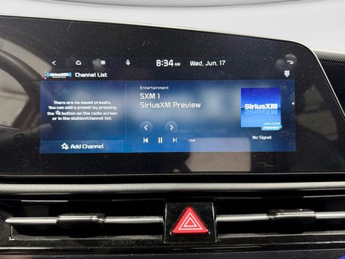Used 2025 Kia Niro Wind w/ Wind Preserve Package FWD image 12