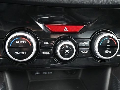 Used 2023 Subaru Forester Limited image 15