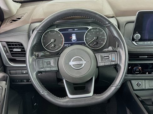 Used 2023 Nissan Rogue SV w/ SV Premium B Package image 18