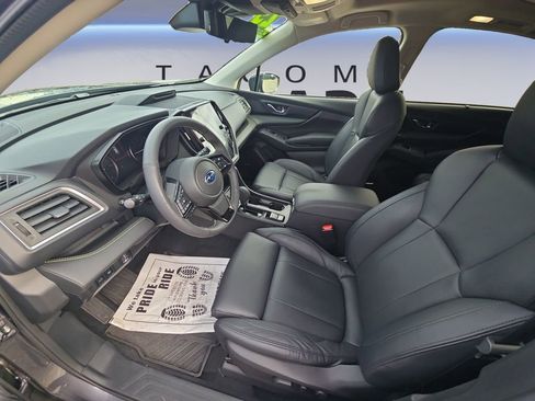 Used 2025 Subaru Ascent Bronze Edition image 10