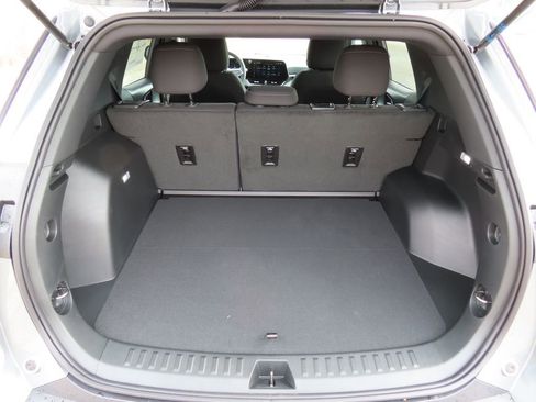 New 2026 Chevrolet Equinox LT FWD image 16