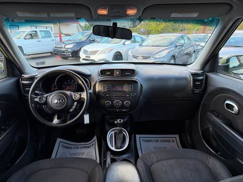 Used 2016 Kia Soul image 19