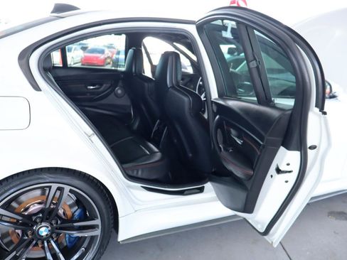 Used 2016 BMW M3 RWD image 45