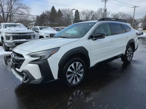 Certified 2023 Subaru Outback Limited image 4