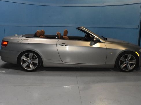 Used 2007 BMW 335i Convertible RWD image 18