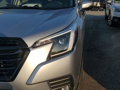 Used 2024 Subaru Forester Limited AWD/4WD image 4