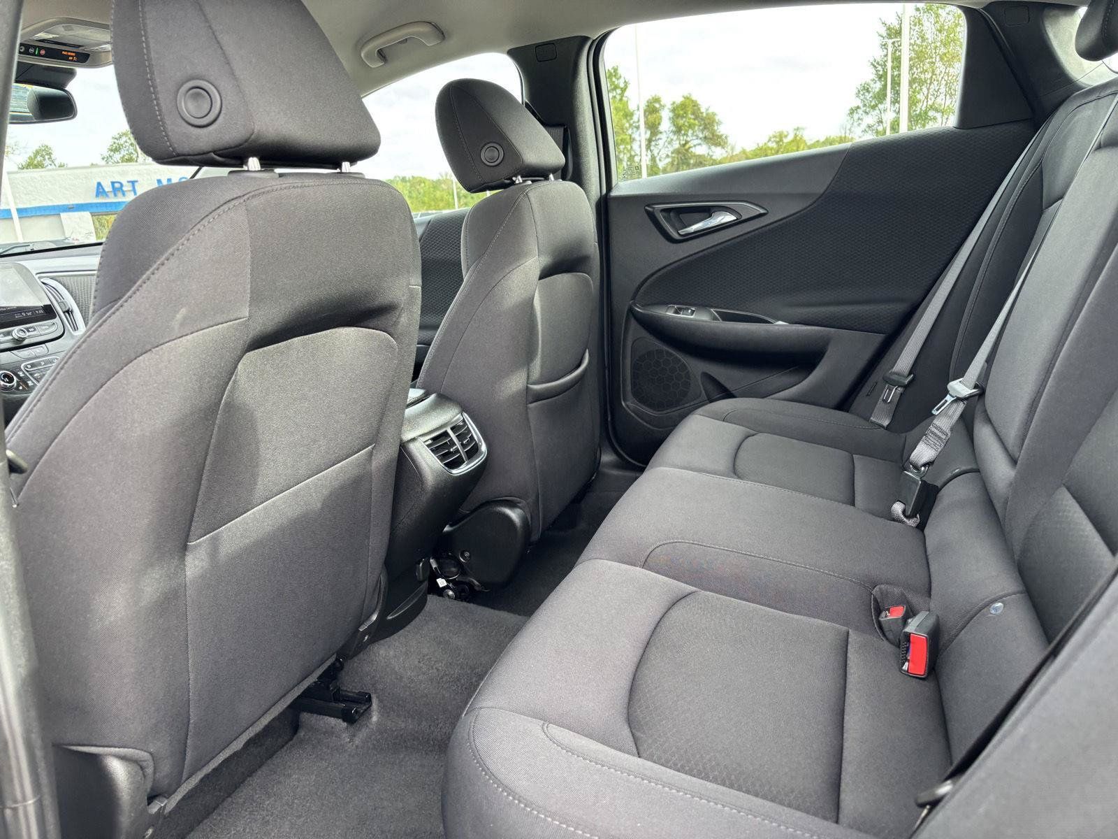 Used 2024 Chevrolet Malibu LT FWD image 17