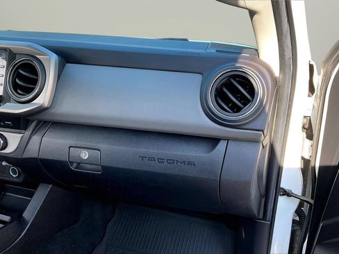 Used 2023 Toyota Tacoma SR5 w/ Technology Package AWD/4WD image 19