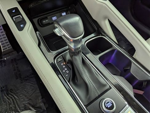 Used 2022 Kia Telluride SX w/ Towing Package image 28