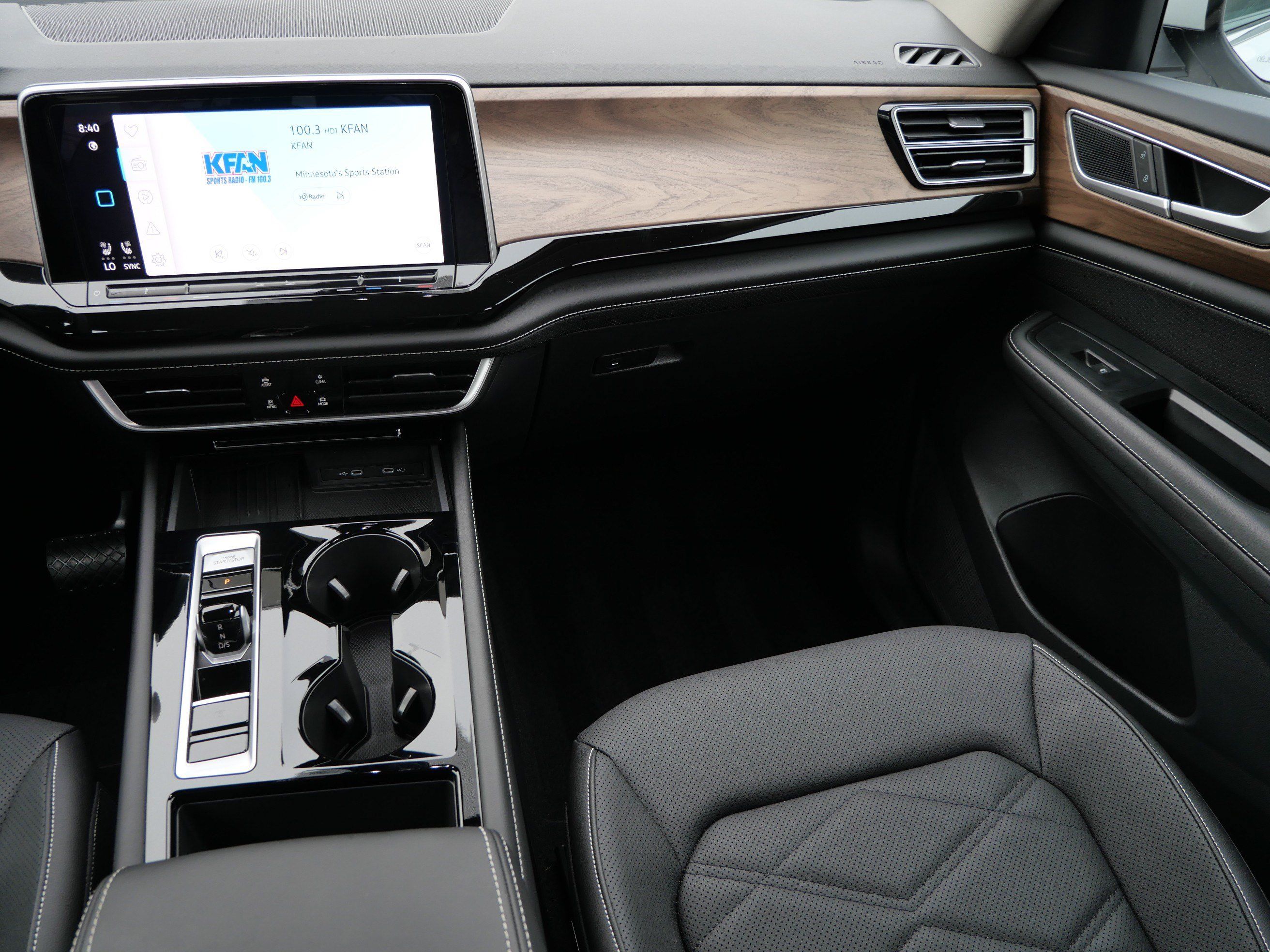 Certified 2026 Volkswagen Atlas SE AWD/4WD image 11