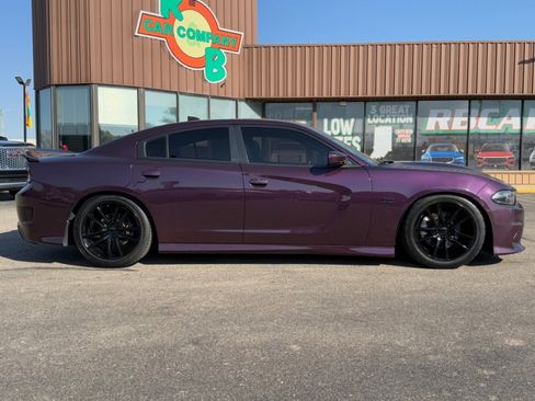 Used 2020 Dodge Charger R/T w/ Plus Group image 7