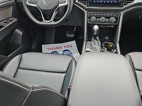 Used 2022 Volkswagen Atlas SE image 25