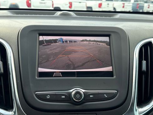 Used 2023 Chevrolet Equinox LT image 22