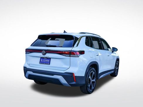 New 2026 Volkswagen Tiguan SE image 7