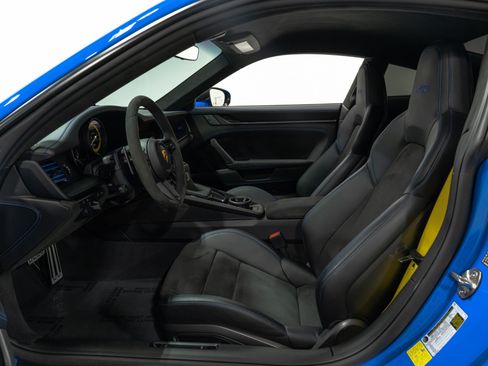 Used 2022 Porsche 911 GT3 RWD image 35