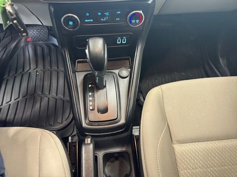 Used 2020 Ford EcoSport S AWD/4WD image 14