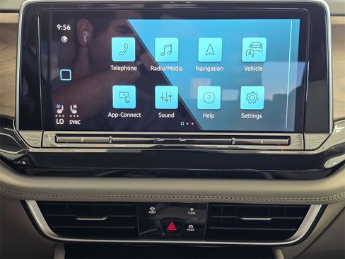 New 2026 Volkswagen Atlas SE image 12