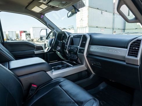 Used 2019 Ford F550 4x4 Crew Cab Super Duty image 38