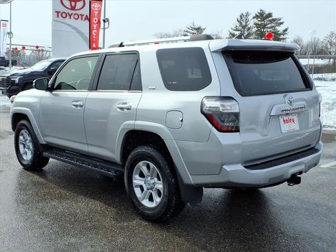 Used 2024 Toyota 4Runner SR5 Premium image 6