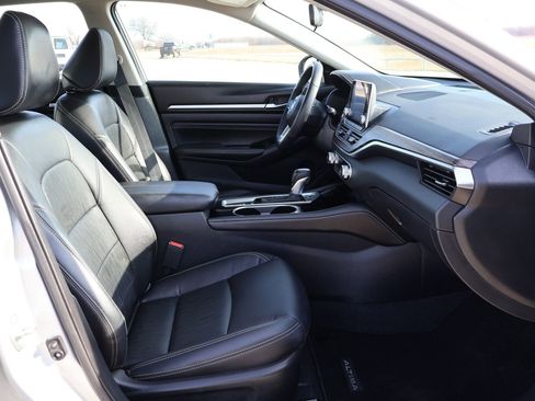 Used 2021 Nissan Altima 2.5 SL image 12