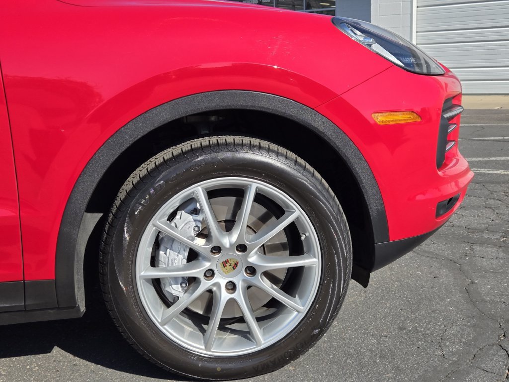 Used 2022 Porsche Cayenne AWD/4WD image 9