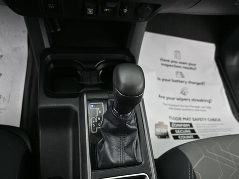 Used 2023 Toyota Tacoma TRD Off-Road AWD/4WD image 22
