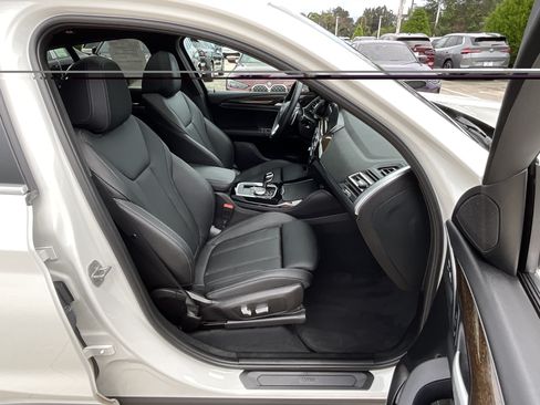 Used 2022 BMW X4 xDrive30i AWD/4WD image 21