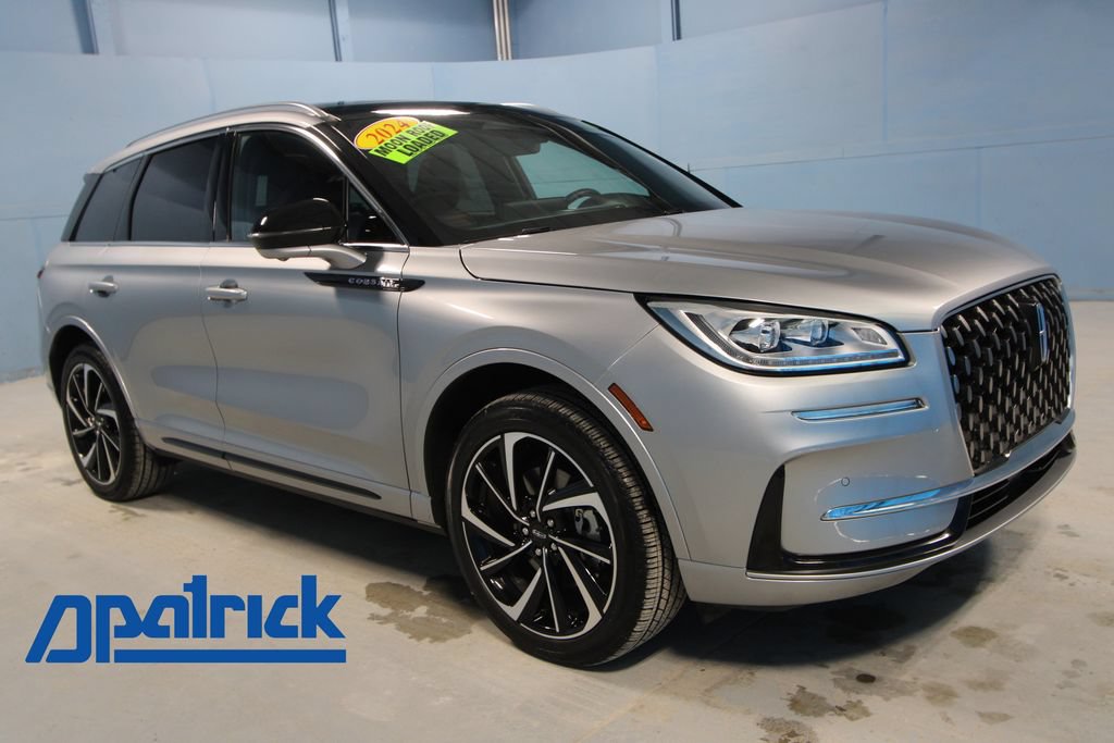 Used 2024 Lincoln Corsair Grand Touring w/ Equipment Group 301A AWD/4WD image 1